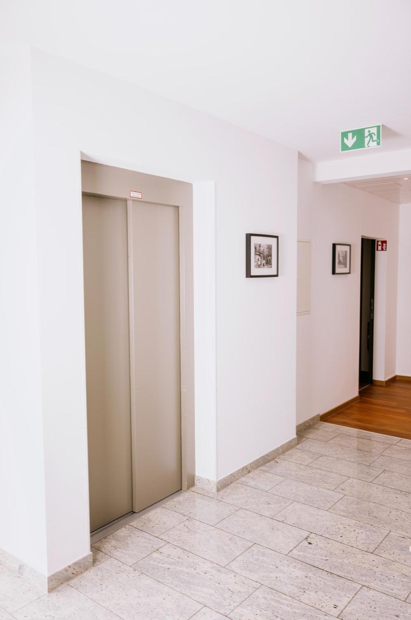 Hotel Restaurant Zehntscheune Sinsheim Dış mekan fotoğraf